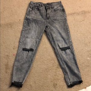 Grey American Eagle Mom Jeans